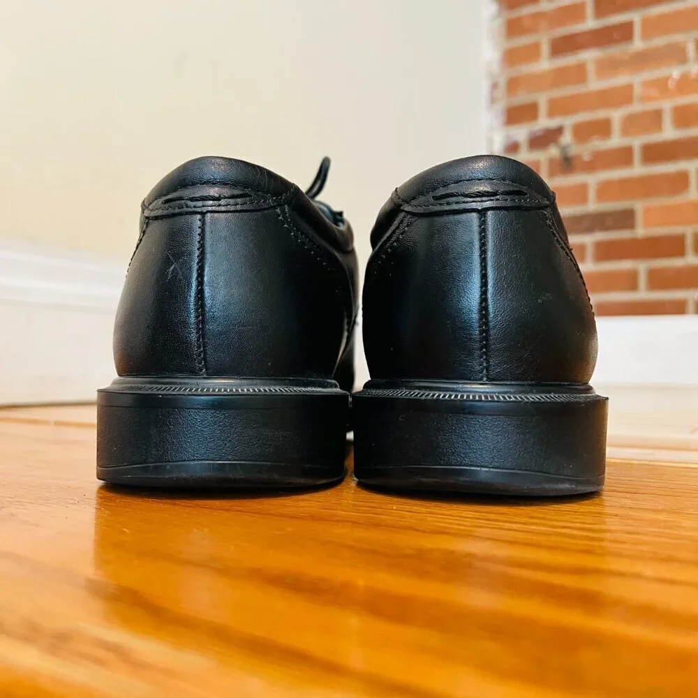 SAS Size 10.5 M Leather Ambassador Lace Tripad Shoes Black